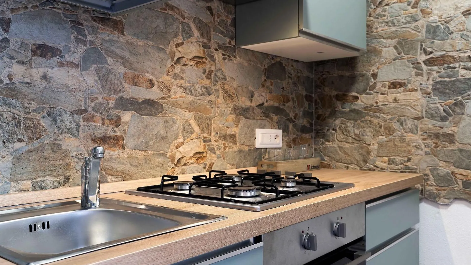 La Piuma Hotel Quartu Sant'Elena 0*,