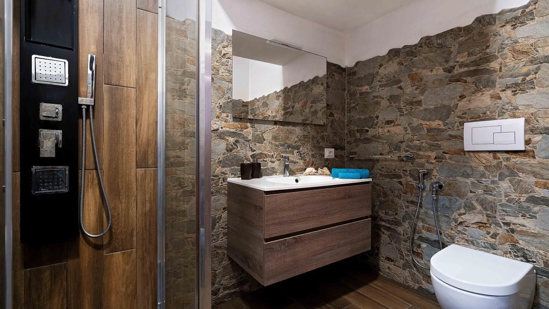 La Piuma Hotel Quartu Sant'Elena Guest house