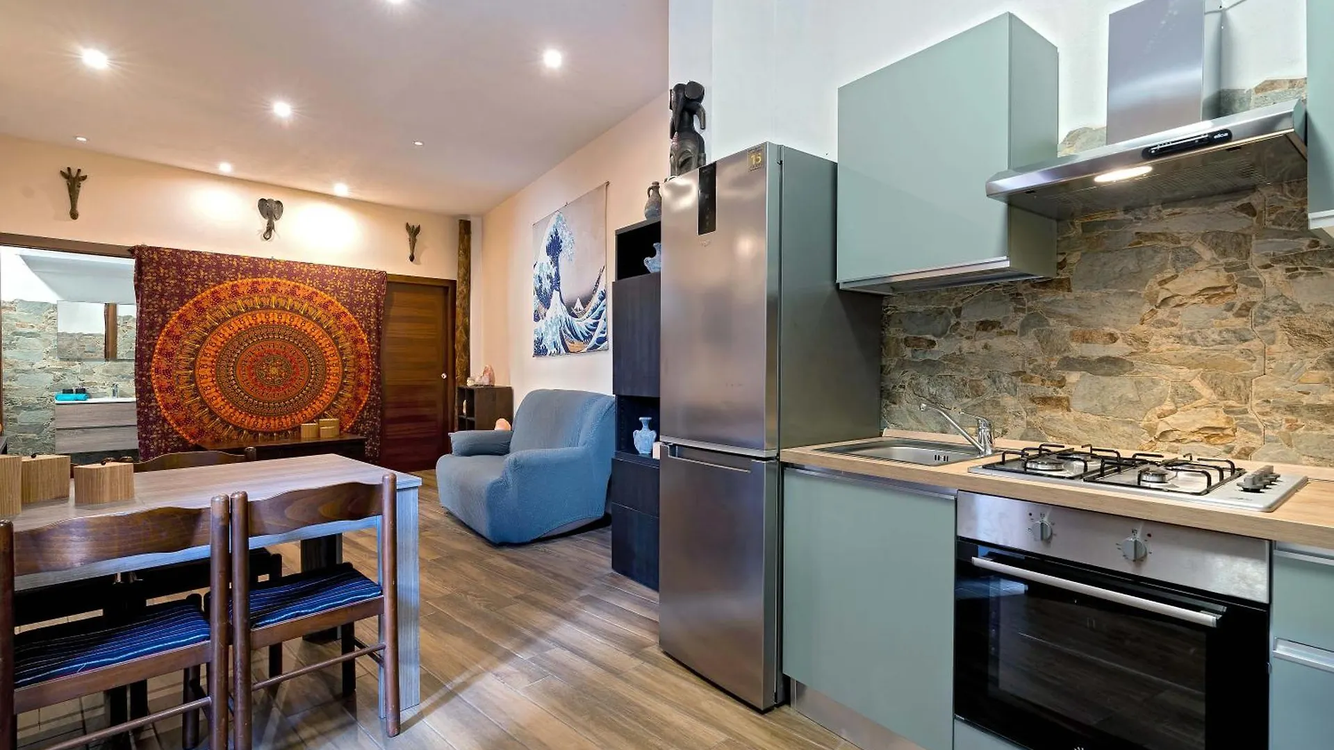 La Piuma Hotel Quartu Sant'Elena Guest house